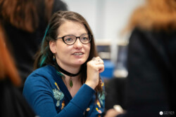 Fantasyautorin Katharina V. Haderer bei der Vienna Comic con 2023 Lesung